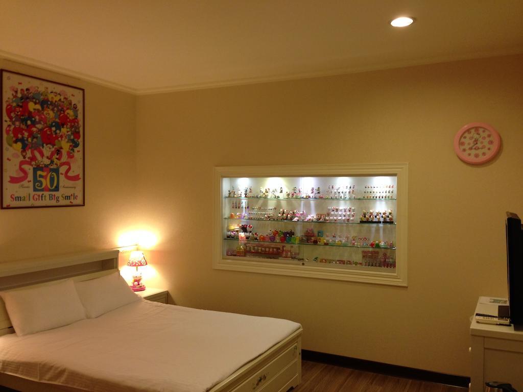 Doll House Lodge Hengchun Room photo